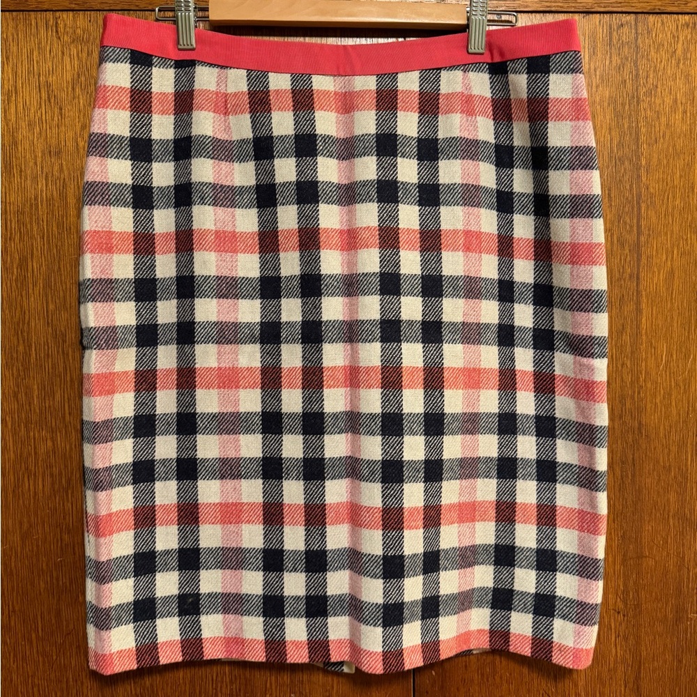 Unworn Boden wool pencil skirt US 12 cream navy salmon pink plaid